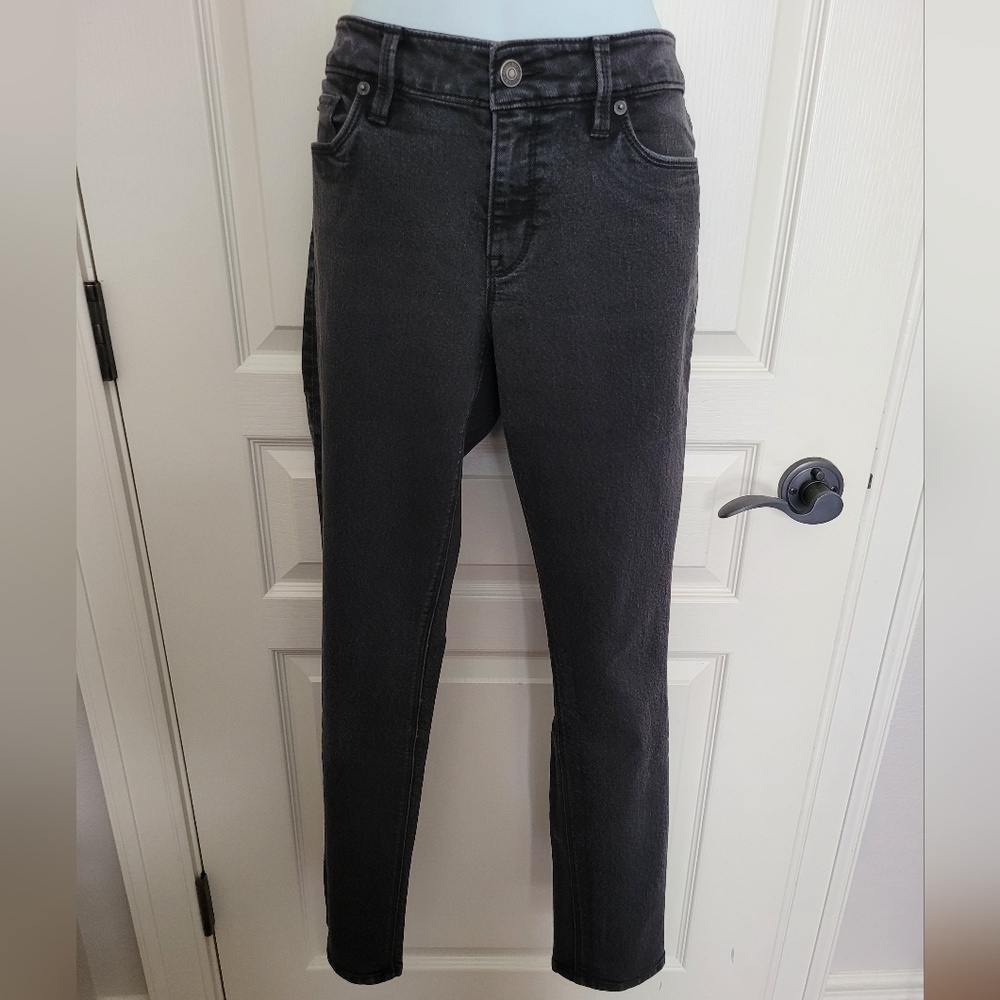 🛍 (3 For $10) Loft Curvy  Skinny Jeans, Sz 8